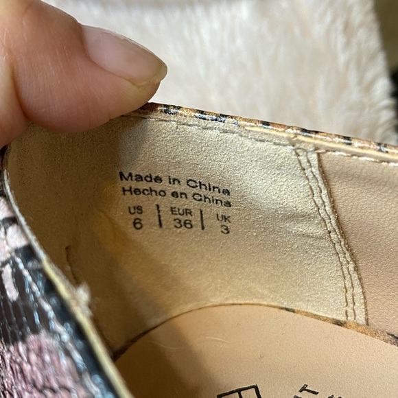 Call it Spring Vegan Snake Skin Flats (6) - Picture 8 of 8